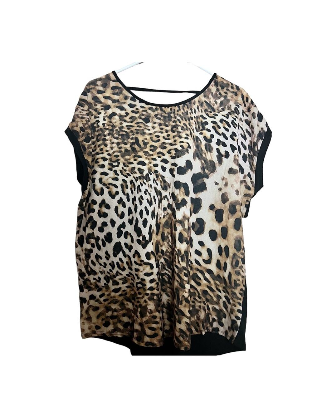 With Love Women's Animal Print Short Sleeve Blouse Sz L